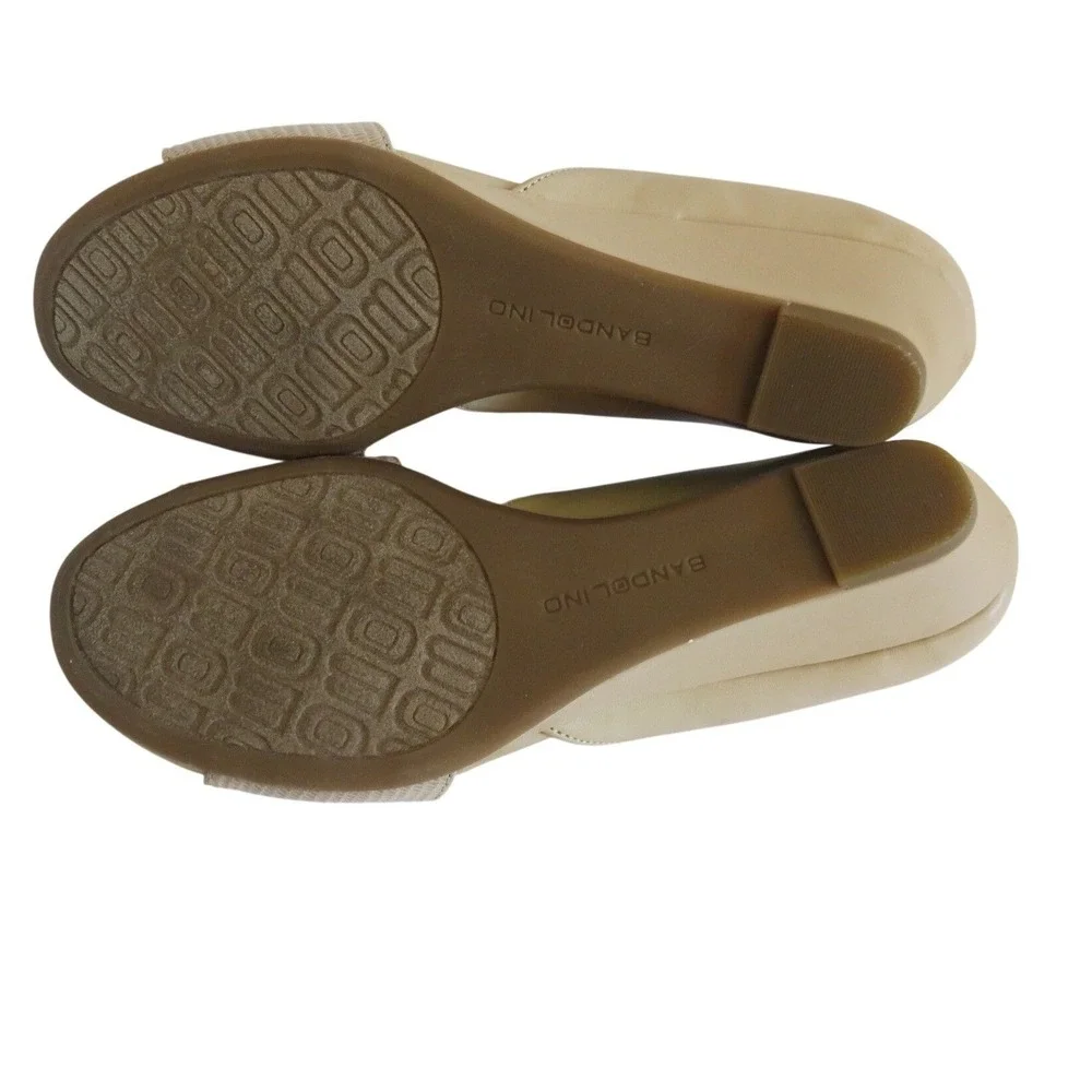 Bandolino Gerritsen Womens Beige Snakeskin Embossed Low Wedge Sandals‎ Size 6M